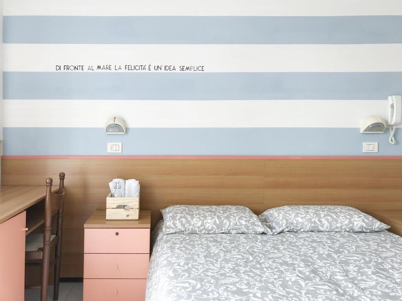 Alba B&B Cattolica Eksteriør bilde